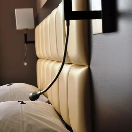 Minerva Hotel 3*